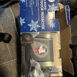 Trim A Home Outdoor Projector Holiday Display 30 Slides. missing 1 Slide. Tested