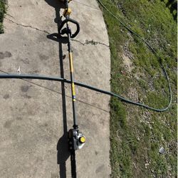 DeWalt Gas Powered Polesaw, 27cc, 2 Cycle 10". Call for Details!