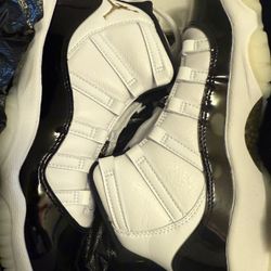 Jordan 11 4.5 Y 