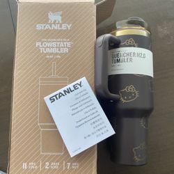 Stanley Water Bottle 40 oz New NWT in Box Fast Ship 