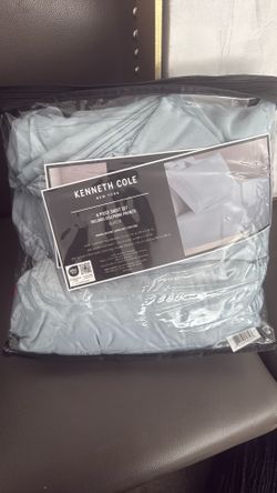 Queen Bed Sheets Set In Blue