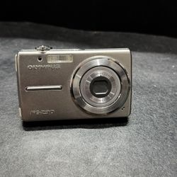 Olympus Fe-230 7.1mp Digital Camera