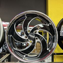 20” Strada Retro 5 Wheels