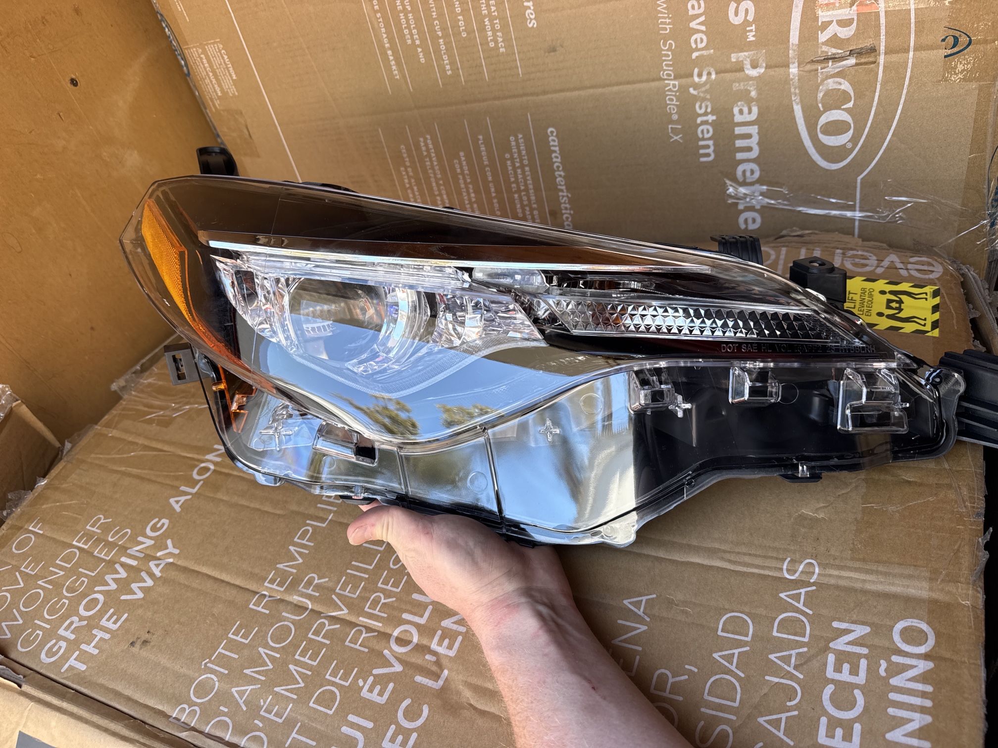 Headlight Front for Toyota Corolla 2017-2019