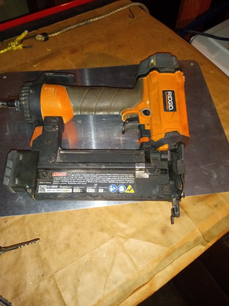 Ridgid Nail Fasner 