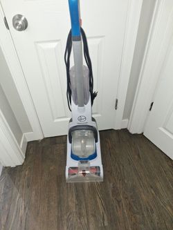 Carpet cleaner