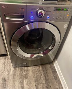 LG Washer/ dryer front load