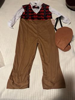 Halloween Costume with Hat