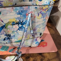 Medium Tote Handbag