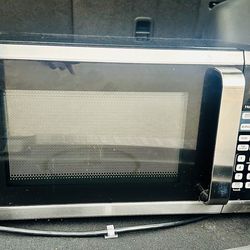 Countertop Microwave for Sale – Excellent Condition!