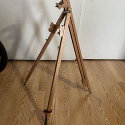 Wooden Artist Easel / Stand - Great Condition!