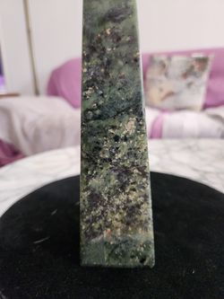 PERUVIAN JADE PILLAR. 