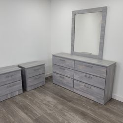 Dresser Whit Mirror And 2 Nightstands - Cómoda Con Espejo Y 2 Mesitas De Noche 