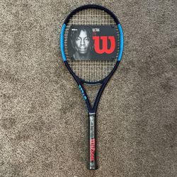 Wilson Ultra 100 v2 4 1/2" Tennis Racket Prestrung