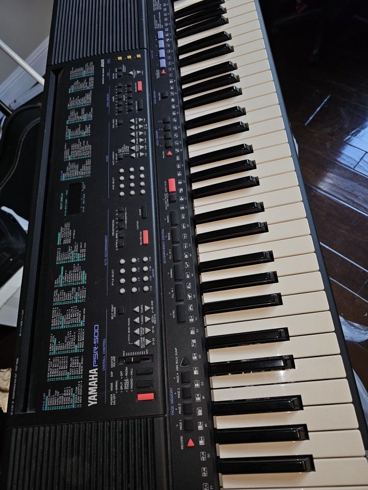 Yamaha PSR 500  Electric Keyboard