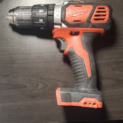 Milwaukee 18v Hammer Drill