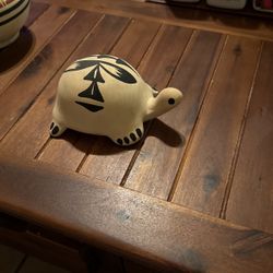 Native Pottery- Turtle
