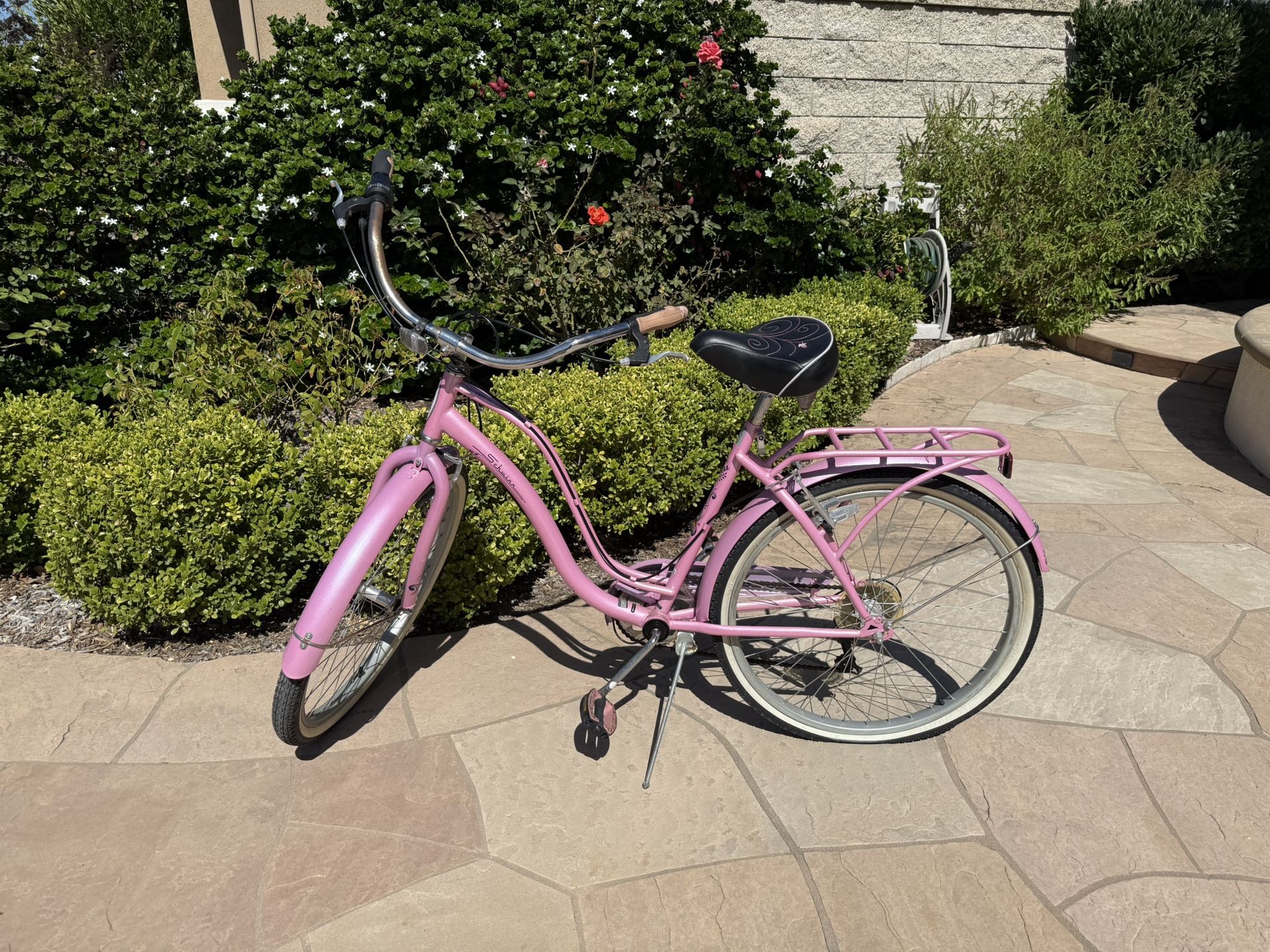 Female Pink shwinn Bike