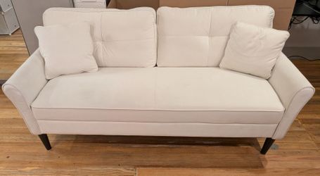 69inch Small loveseat Sofa w/ pillows