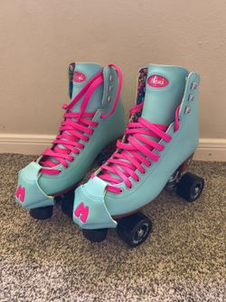 Moxi Beach Bunny Roller Skates