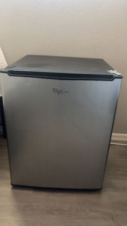 Whirlpool mini fridge