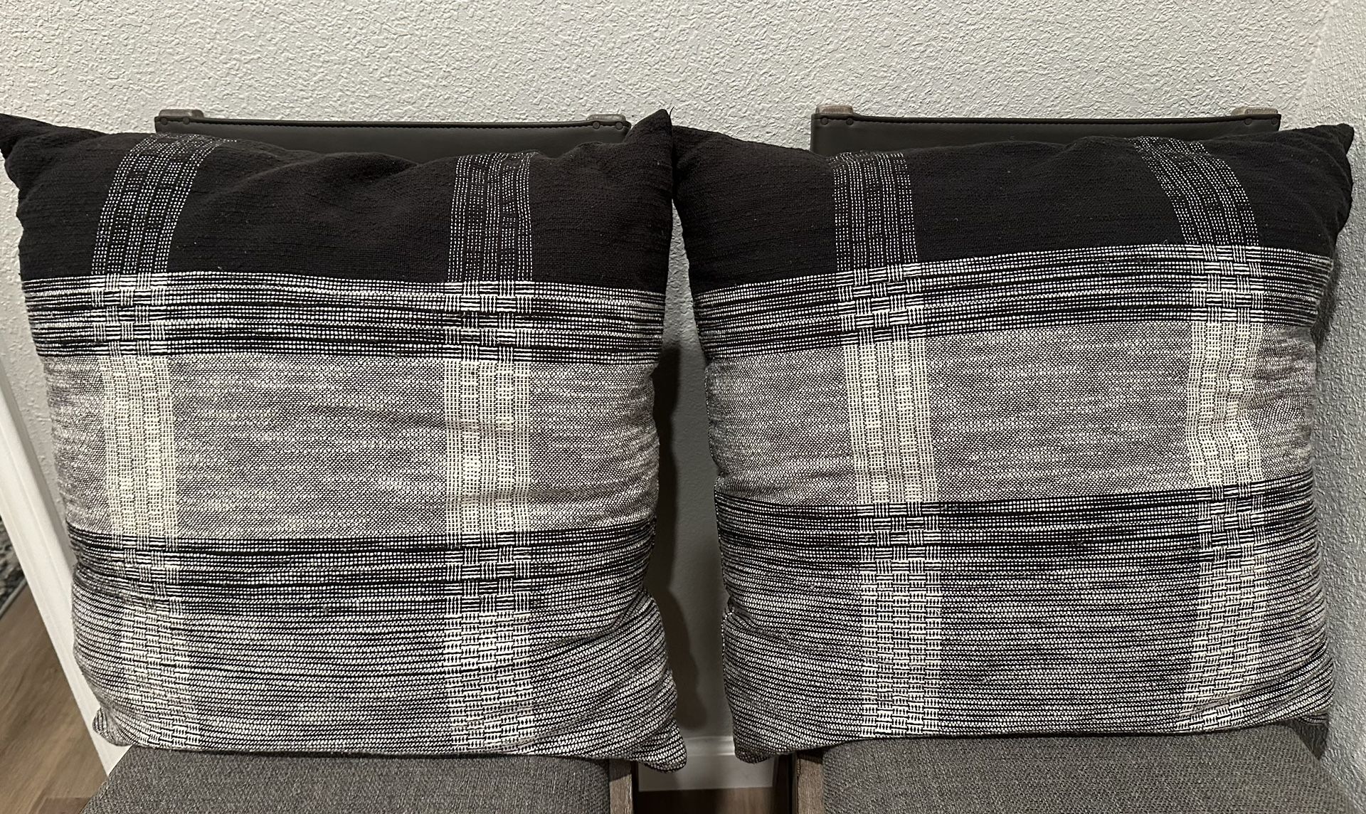 Set of 2 Black and White Accent Pillows 23” Square