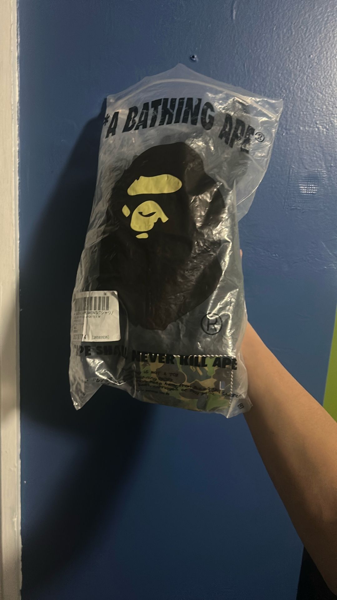 Bape shirt ( Size S Can Fit M(