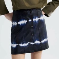 ZARA Tie Dye Navy Faux Leather Mini Skirt Size XS New Without Tags Excellent Condition (Shipping Available)