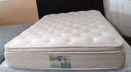 Queen Size Mattress (Colchón Queen Size)