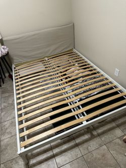 Queen frame
