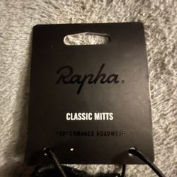 Rapha Classic Bike Mitts ($85.99 Retail)