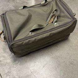 Briggs & Riley Travelware UWD626 Green 26" Upright Rolling Split Duffle Bag Luggage