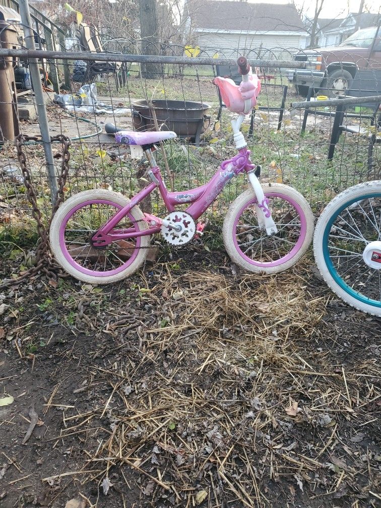 Use 12inch Girls Huffy Bike Ready To Go