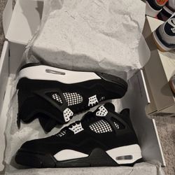 Jordan 4s Size 8
