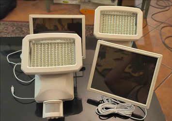 Bright Security lights x2 motion, timer, solar, adjustable no hard wiring