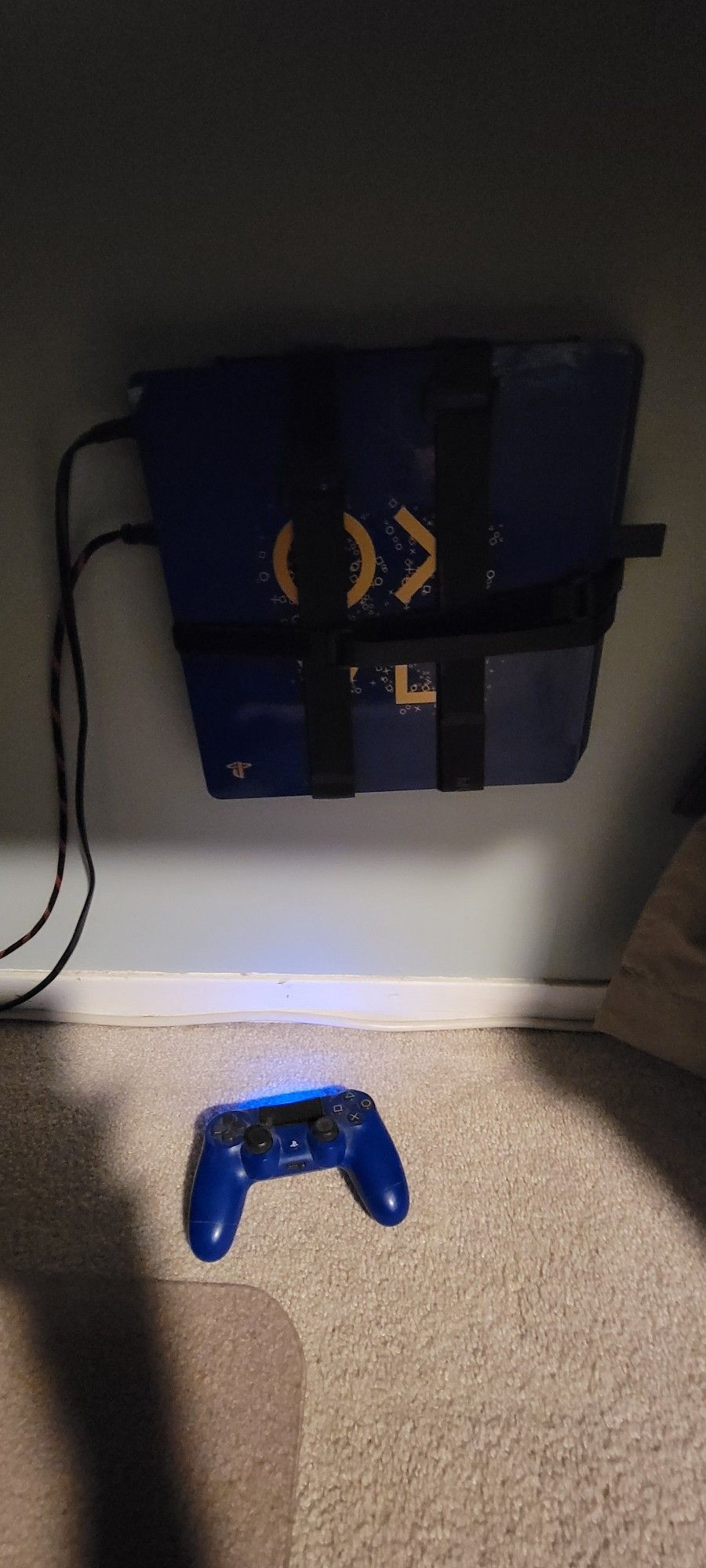 PS4 Slim 1TB Anniversary Edition