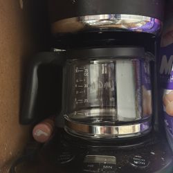 4 Cup Coffee Maker 