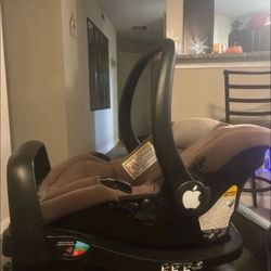 Evenflo Gender Neutral Car seat 