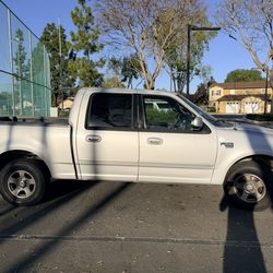 2001 Ford F-150 XLT SUPERCREW