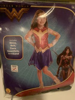 Wonder women costume for a 5-7 years old girl