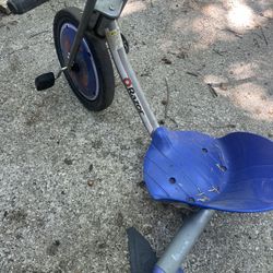 Razor Tricycle 360 
