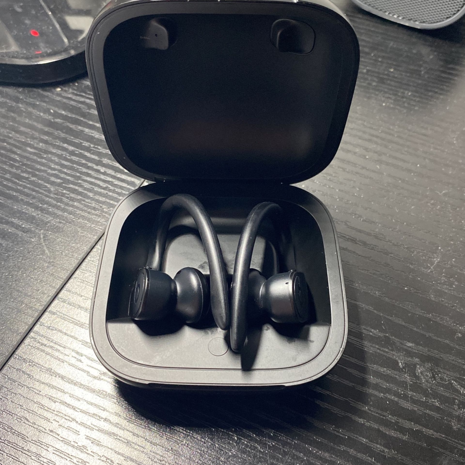 PowerBeats Pro 