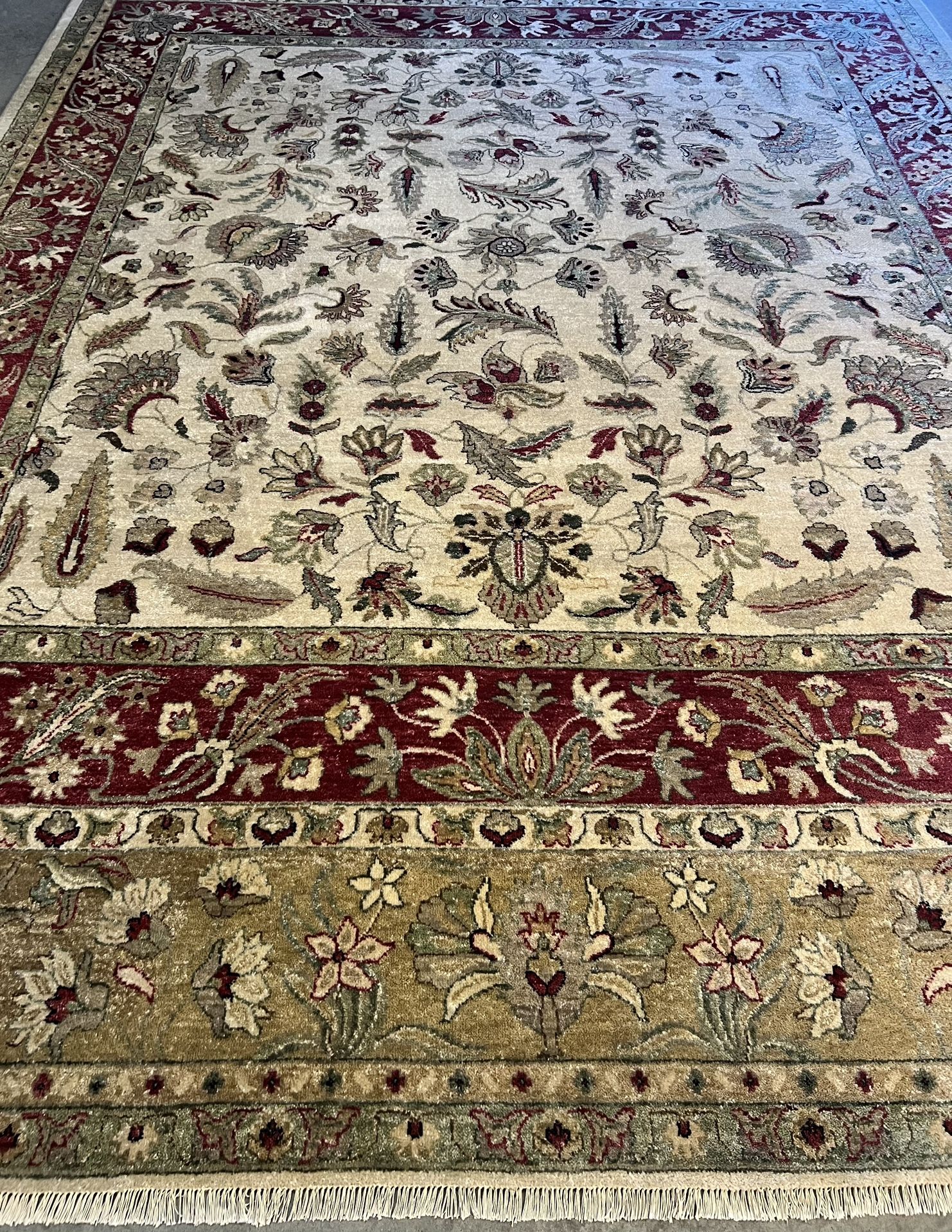 9 X 11 100% Wool Indo- Persian Hand Knotted Rug 