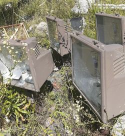 4 400 watt metal halide fixtures