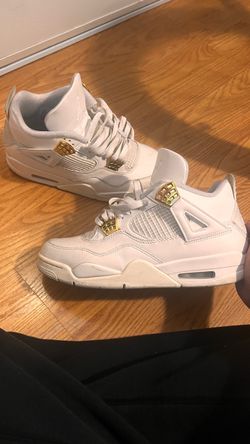 Jordan 4 Metallic Gold