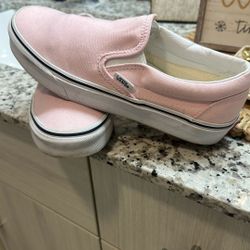 Ladies, baby pink slip on van size 7 1/2
