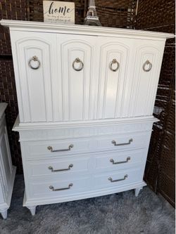 Dresser tall refinished white