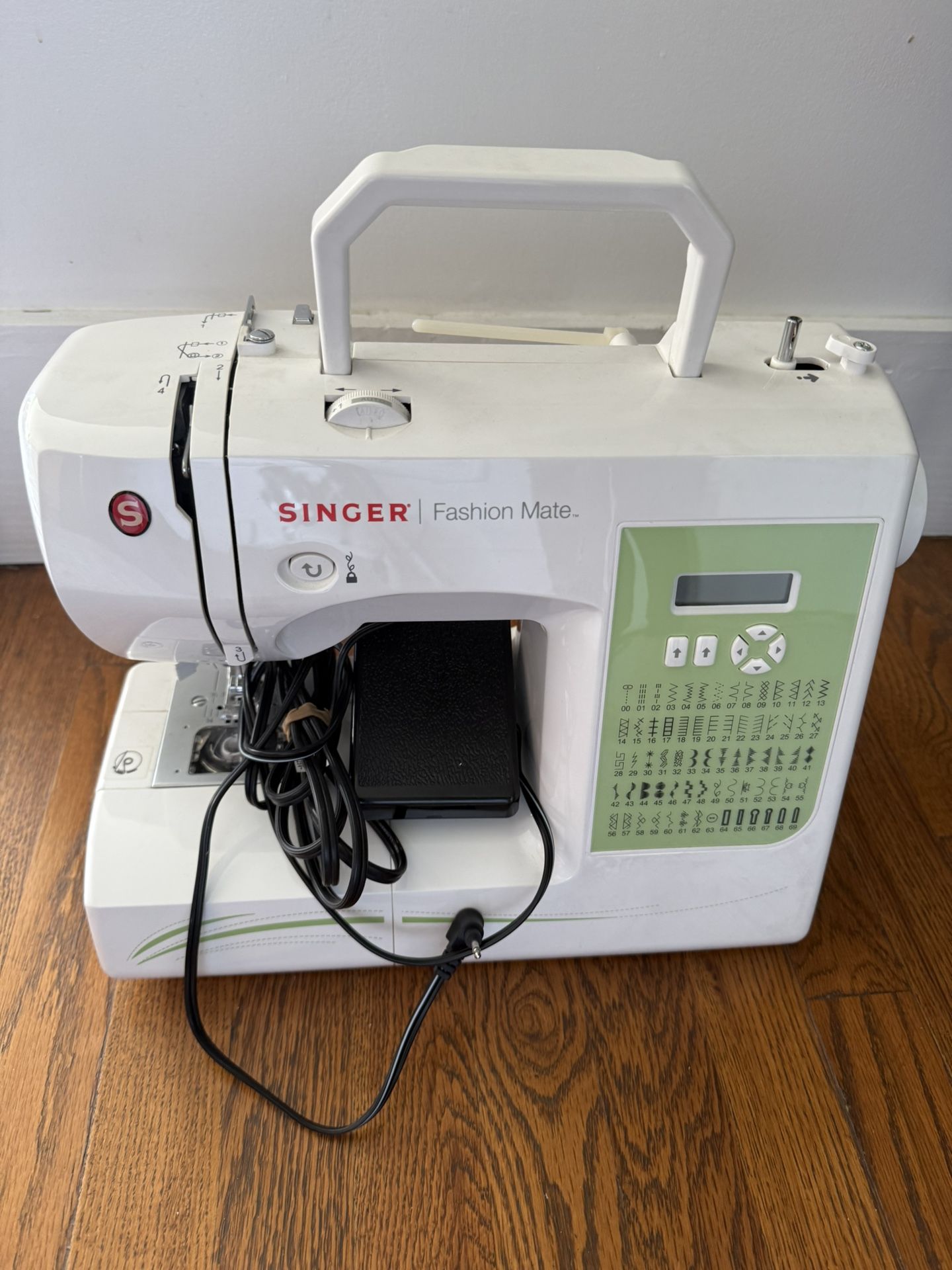 Singer Sewing Machine