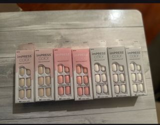 Brand New Press on Nails