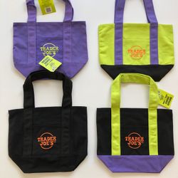 Trader Joe's Trick or Treat Canvas Tote Bags Set of 4